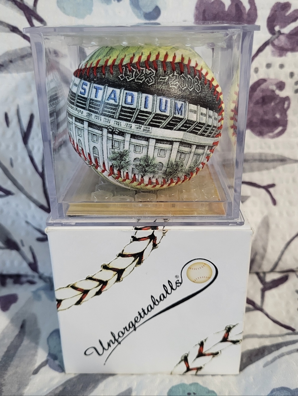 NEW YORK YANKEES Limited Edition Unforgettaballs Final Season 2008